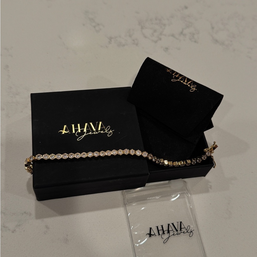 NEW Ahava Jewels Hexagon CZ & Gold Plated Tennis Bracelet - Picture 5 of 15